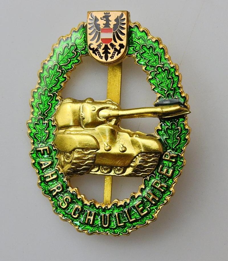 ÖSTERREICH BUNDESHEER ÖBH VERWENDUNGSABZEICHEN PANZER FAHRSCHULLEHRER